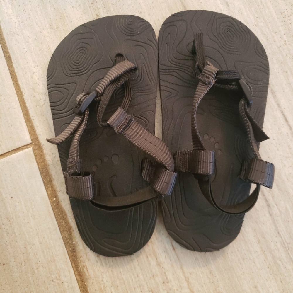 Unshoes Keota Sandal
